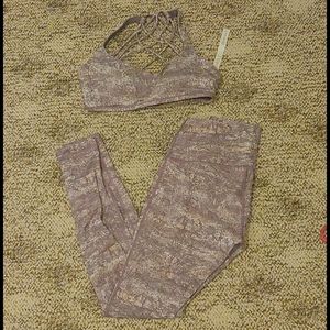 Lululemon Free to be Wild/ Wunder Under Luxtreme